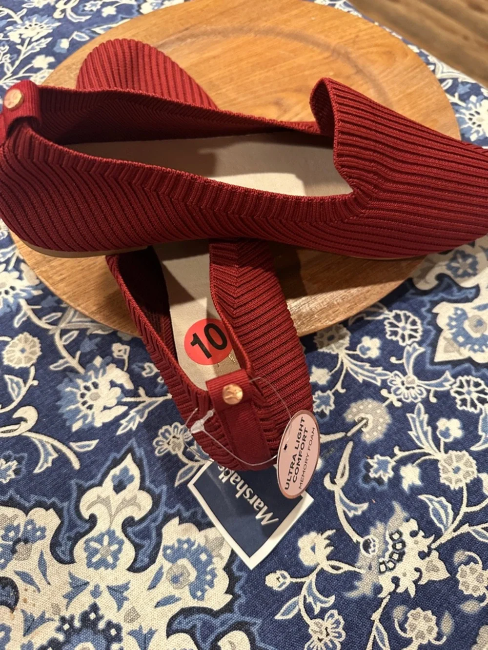 Danskin Red Ribbed Knit Ballet Flats - Picture 5 of 6